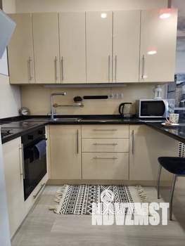 Студия квартира, посуточно, 36м2, 22/23 этаж