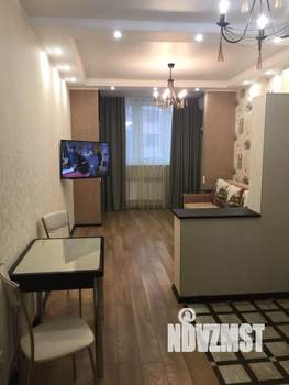 Студия квартира, на длительный срок, 32м2, 20/22 этаж