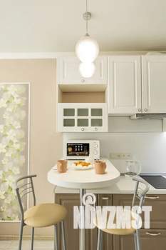 Студия квартира, посуточно, 25м2, 4/32 этаж