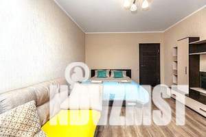1-к квартира, посуточно, 40м2, 12/22 этаж