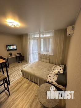 Студия квартира, посуточно, 27м2, 2/10 этаж