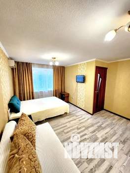 1-к квартира, посуточно, 35м2, 2/5 этаж