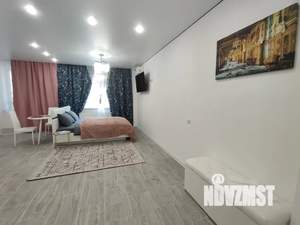 Студия квартира, посуточно, 35м2, 10/19 этаж