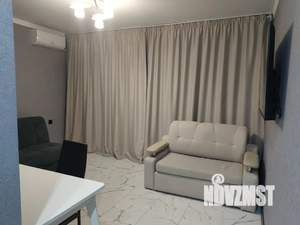 Студия квартира, посуточно, 30м2, 10/24 этаж