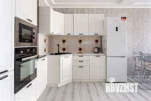 2-к квартира, посуточно, 48м2, 13/31 этаж