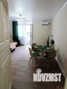 Студия квартира, посуточно, 36м2, 5/18 этаж