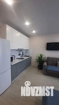 Студия квартира, посуточно, 35м2, 23/25 этаж