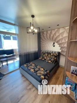 1-к квартира, посуточно, 33м2, 14/32 этаж