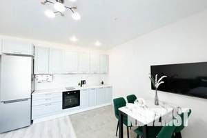 1-к квартира, посуточно, 42м2, 19/19 этаж