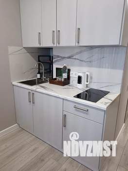 Студия квартира, посуточно, 30м2, 15/24 этаж