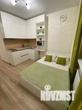 Студия квартира, посуточно, 28м2, 23/25 этаж