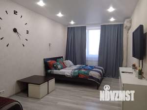 1-к квартира, посуточно, 45м2, 13/20 этаж