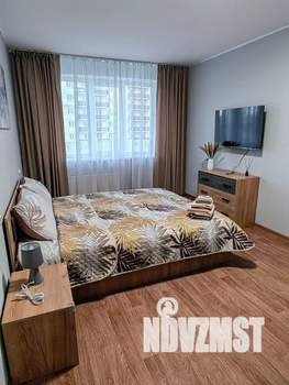 1-к квартира, посуточно, 35м2, 9/16 этаж