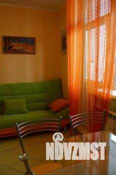 1-к квартира, посуточно, 50м2, 1/1 этаж