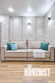 2-к квартира, посуточно, 47м2, 1/1 этаж
