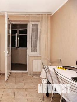 1-к квартира, посуточно, 42м2, 12/22 этаж