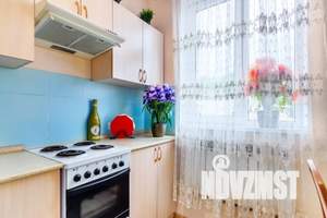 1-к квартира, посуточно, 30м2, 2/3 этаж