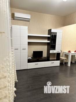 Студия квартира, посуточно, 27м2, 9/17 этаж