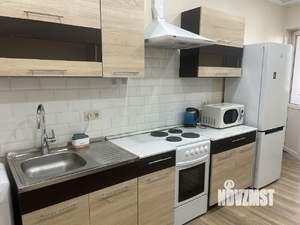 1-к квартира, посуточно, 40м2, 9/25 этаж