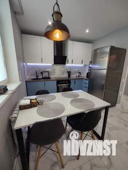 2-к квартира, посуточно, 42м2, 12/18 этаж