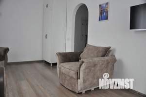 1-к квартира, посуточно, 32м2, 4/5 этаж