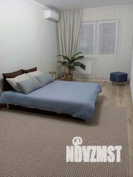 1-к квартира, посуточно, 43м2, 1/1 этаж