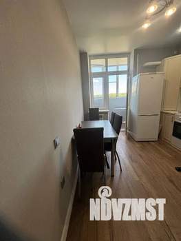 1-к квартира, посуточно, 37м2, 7/20 этаж