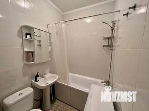 Студия квартира, посуточно, 28м2, 1/17 этаж