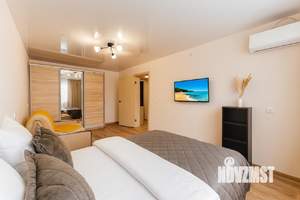 1-к квартира, посуточно, 39м2, 9/18 этаж