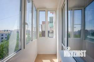 1-к квартира, посуточно, 37м2, 8/10 этаж