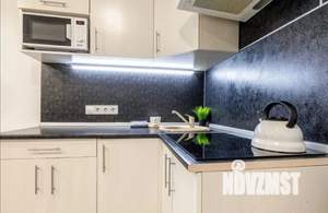 Студия квартира, посуточно, 40м2, 23/32 этаж