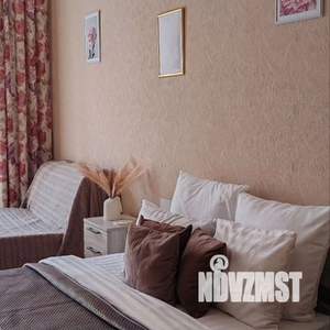 2-к квартира, посуточно, 70м2, 1/1 этаж