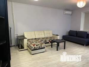 Студия квартира, посуточно, 34м2, 1/6 этаж