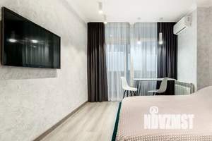 1-к квартира, посуточно, 35м2, 17/31 этаж