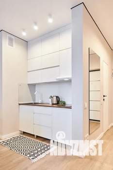 Студия квартира, посуточно, 35м2, 13/24 этаж