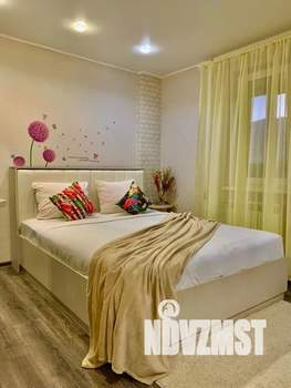 Студия квартира, посуточно, 35м2, 7/10 этаж