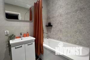 2-к квартира, посуточно, 40м2, 12/18 этаж