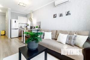 Студия квартира, посуточно, 40м2, 20/32 этаж