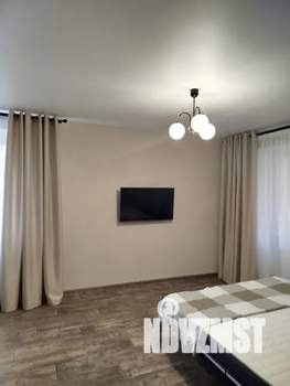 1-к квартира, посуточно, 37м2, 2/10 этаж