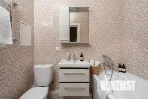 1-к квартира, посуточно, 35м2, 9/16 этаж