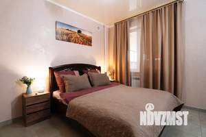 1-к квартира, посуточно, 60м2, 1/2 этаж