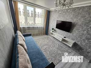 1-к квартира, посуточно, 43м2, 13/32 этаж