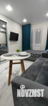 Студия квартира, посуточно, 30м2, 18/20 этаж