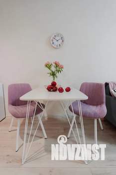 Студия квартира, посуточно, 28м2, 18/25 этаж