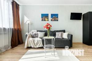Студия квартира, посуточно, 40м2, 24/32 этаж