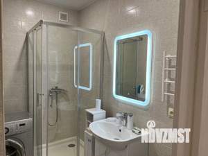 1-к квартира, посуточно, 42м2, 23/25 этаж