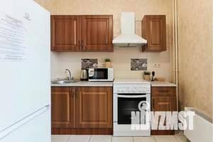 1-к квартира, посуточно, 42м2, 6/18 этаж