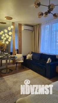 Студия квартира, посуточно, 33м2, 13/25 этаж