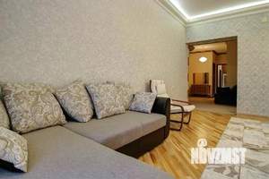 3-к квартира, на длительный срок, 105м2, 4/8 этаж