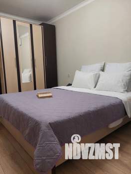 1-к квартира, посуточно, 39м2, 14/21 этаж